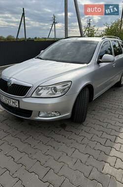 Универсал Skoda Octavia 2012 в Львове