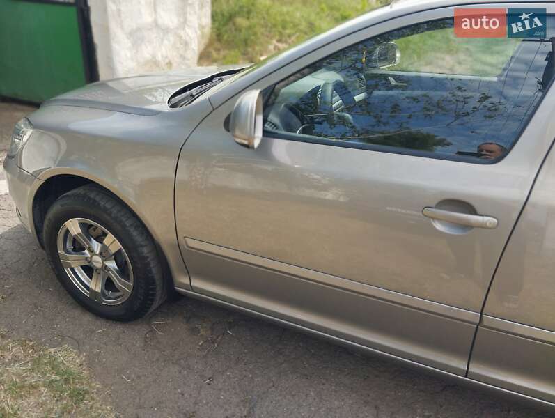 Ліфтбек Skoda Octavia 2010 в Березівці