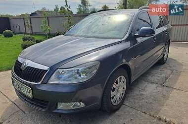 Універсал Skoda Octavia 2011 в Шишаках