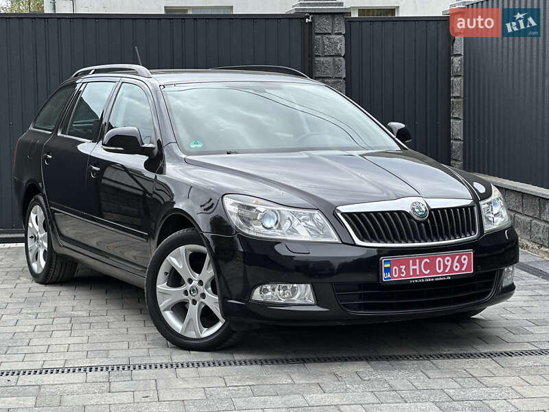 Універсал Skoda Octavia 2012 в 