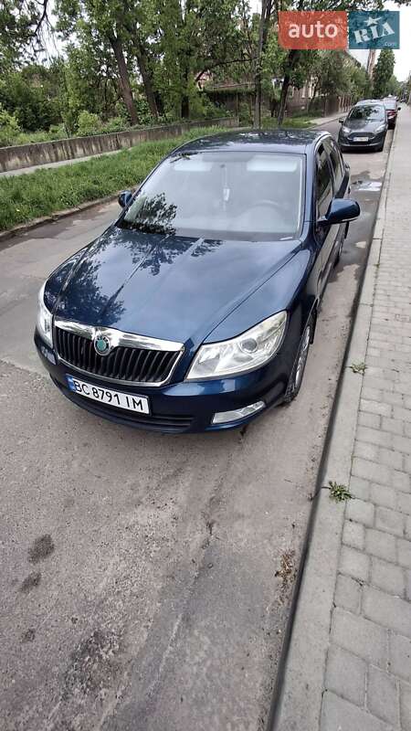 Лифтбек Skoda Octavia 2012 в 