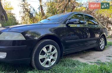 Лифтбек Skoda Octavia 2007 в 
