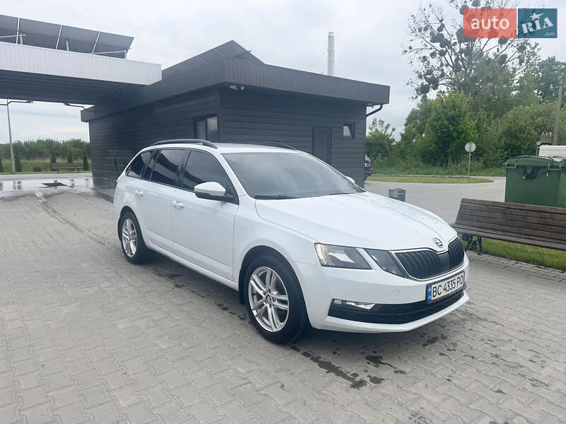 Универсал Skoda Octavia 2017 в Львове