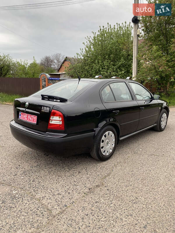Ліфтбек Skoda Octavia 2005 в 