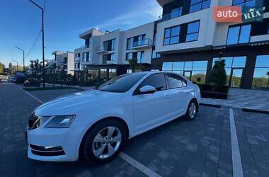 Ліфтбек Skoda Octavia 2017 в  фото 2 Ліфтбек Skoda Octavia 2017 в