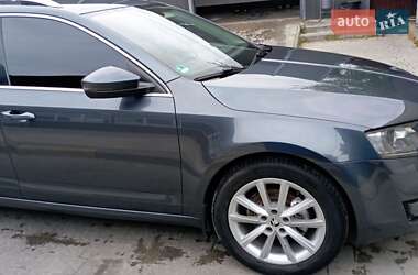 Универсал Skoda Octavia 2015 в 