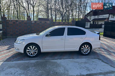 Лифтбек Skoda Octavia 2009 в 