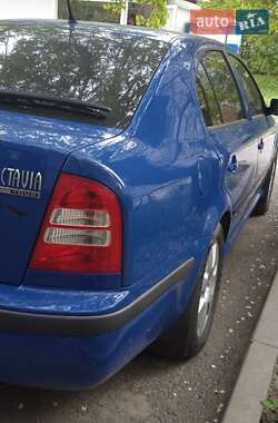 Ліфтбек Skoda Octavia 2009 в 