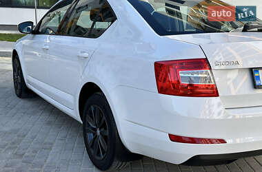 Ліфтбек Skoda Octavia 2016 в 