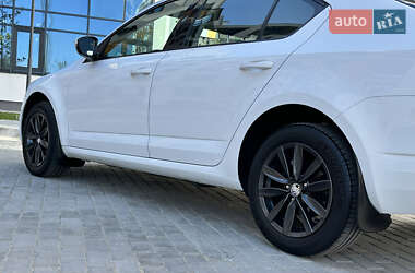 Ліфтбек Skoda Octavia 2016 в 