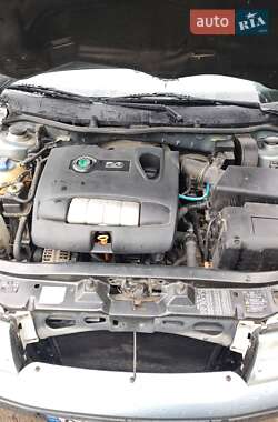 Универсал Skoda Octavia 2002 в 