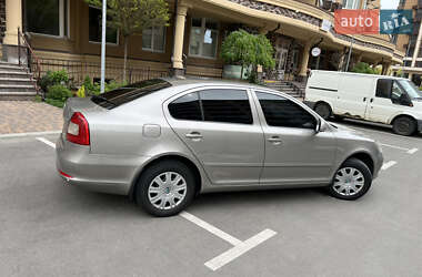 Ліфтбек Skoda Octavia 2011 в 