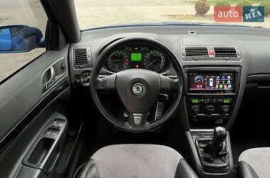 Лифтбек Skoda Octavia 2006 в 
