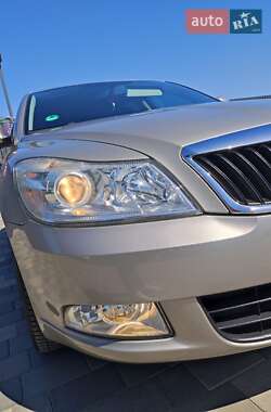 Универсал Skoda Octavia 2011 в 