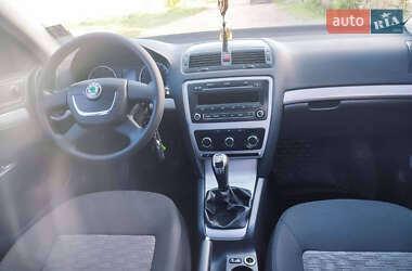 Лифтбек Skoda Octavia 2012 в 