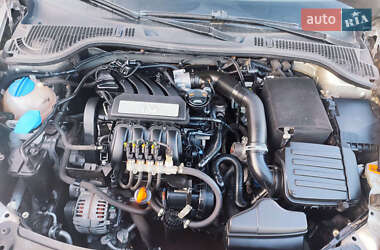 Лифтбек Skoda Octavia 2012 в 