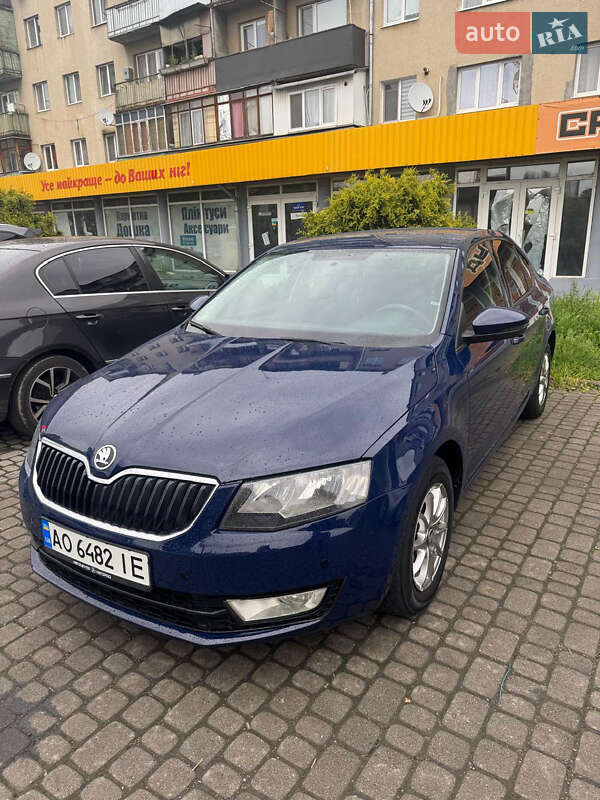 Лифтбек Skoda Octavia 2013 в 