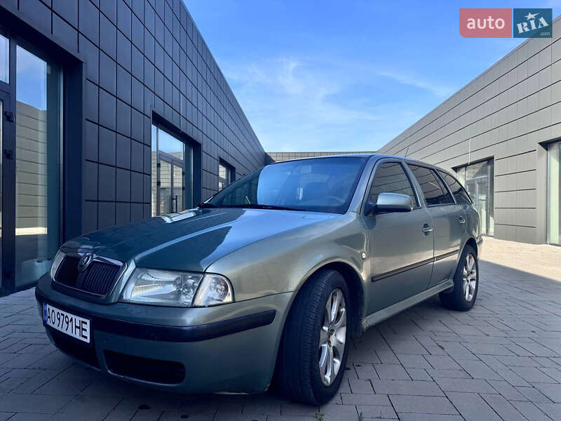Универсал Skoda Octavia 2001 в 