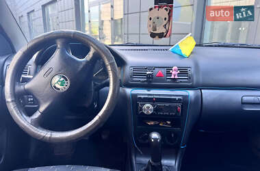 Универсал Skoda Octavia 2001 в 