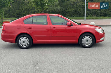 Ліфтбек Skoda Octavia 2012 в 
