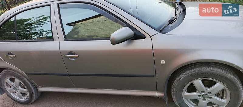Лифтбек Skoda Octavia 2007 в Каменском