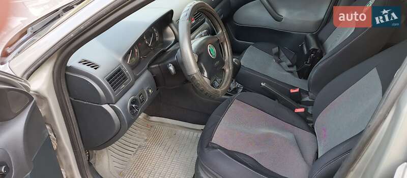 Лифтбек Skoda Octavia 2007 в Каменском