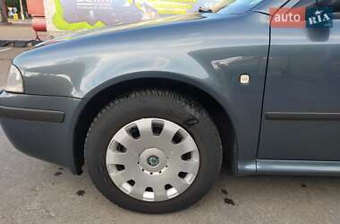 Ліфтбек Skoda Octavia 2006 в 