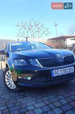 Ліфтбек Skoda Octavia 2017 в 