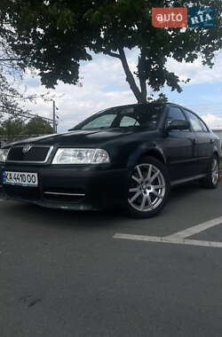 Лифтбек Skoda Octavia 2002 в Ирпене