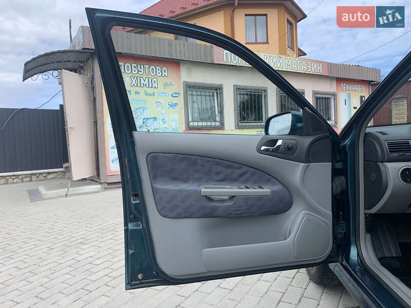 Ліфтбек Skoda Octavia 1999 в Вишнівці