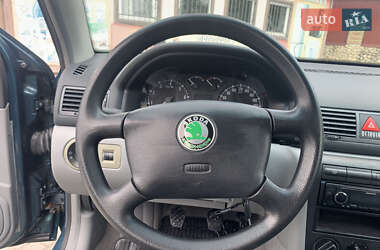 Лифтбек Skoda Octavia 1999 в 