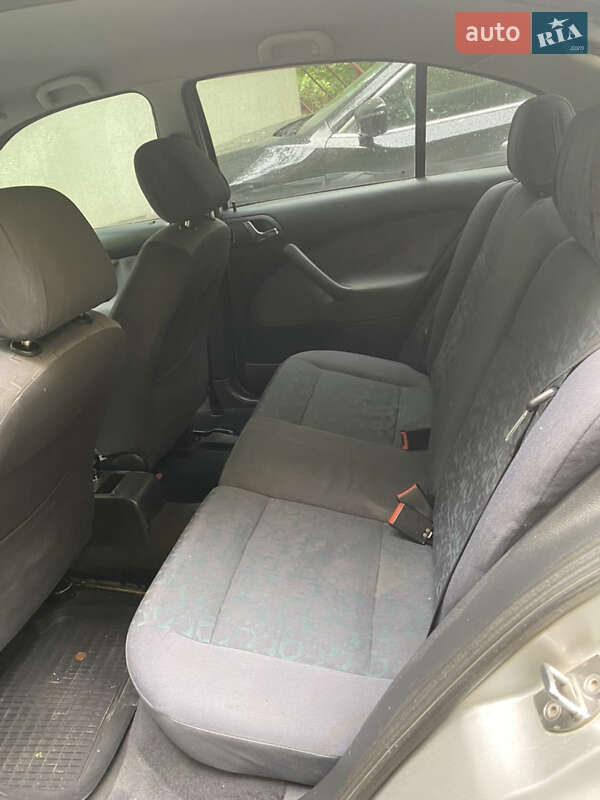Ліфтбек Skoda Octavia 2002 в Івано-Франківську