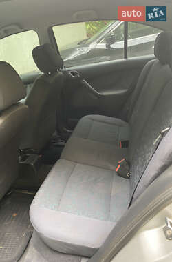 Лифтбек Skoda Octavia 2002 в 