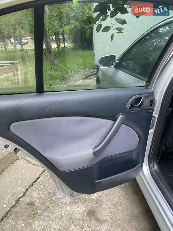 Ліфтбек Skoda Octavia 2002 в Івано-Франківську