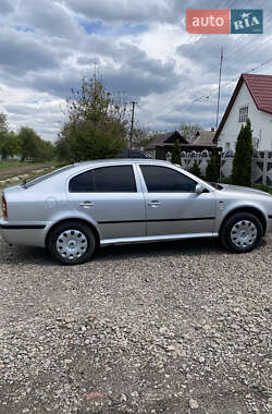 Лифтбек Skoda Octavia 2008 в Валках