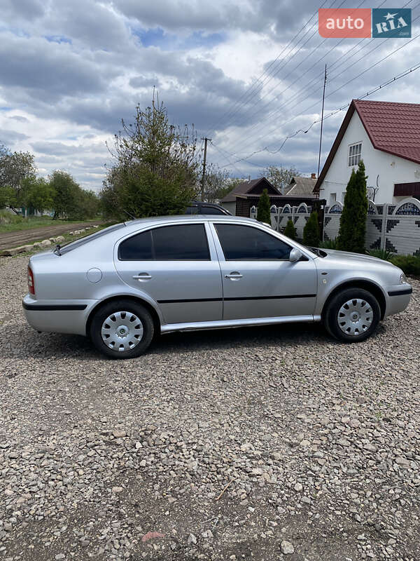 Ліфтбек Skoda Octavia 2008 в 