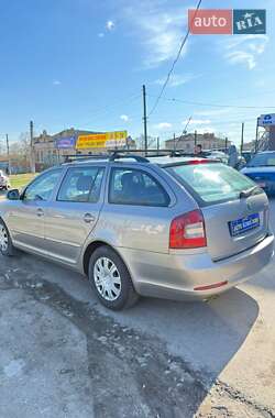 Универсал Skoda Octavia 2009 в 