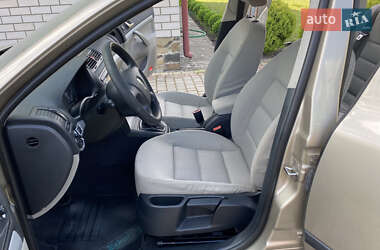 Ліфтбек Skoda Octavia 2004 в 
