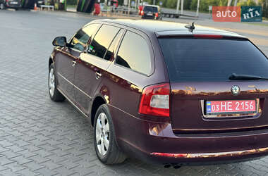 Универсал Skoda Octavia 2010 в 