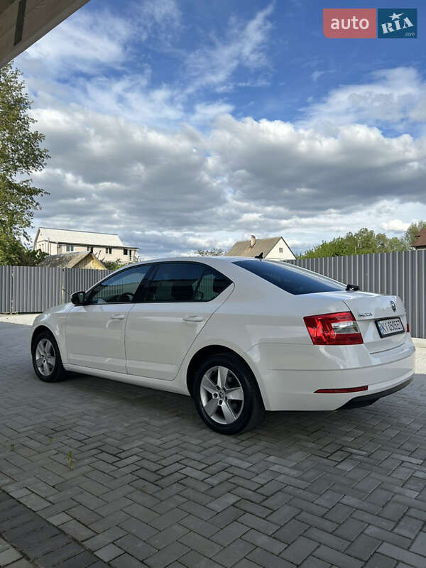 Лифтбек Skoda Octavia 2018 в Киеве фото 8 Лифтбек Skoda Octavia 2018 в Киеве