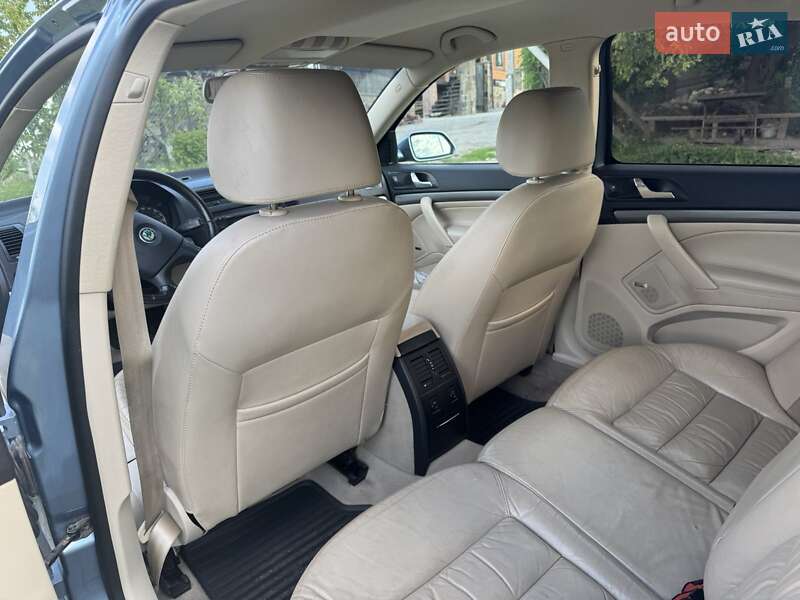 Лифтбек Skoda Octavia 2007 в Ровно