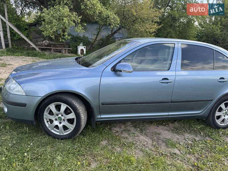 Лифтбек Skoda Octavia 2007 в Ровно