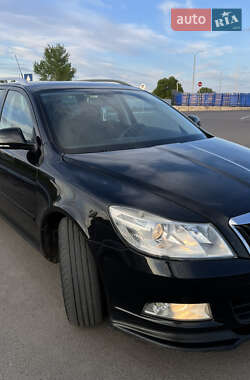 Универсал Skoda Octavia 2010 в 