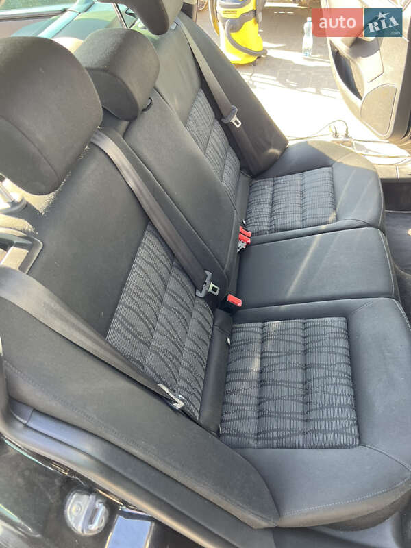 Универсал Skoda Octavia 2010 в Луцке