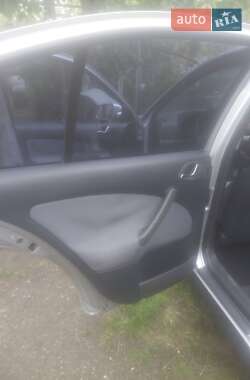 Лифтбек Skoda Octavia 2001 в 