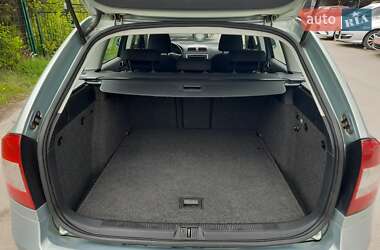 Универсал Skoda Octavia 2009 в 