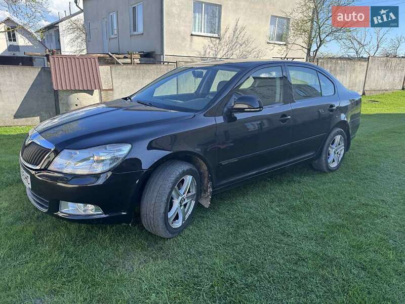 Лифтбек Skoda Octavia 2010 в Львове