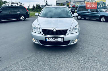 Универсал Skoda Octavia 2010 в 