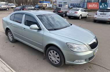 Лифтбек Skoda Octavia 2011 в 