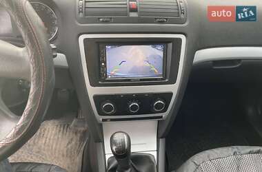 Лифтбек Skoda Octavia 2011 в 